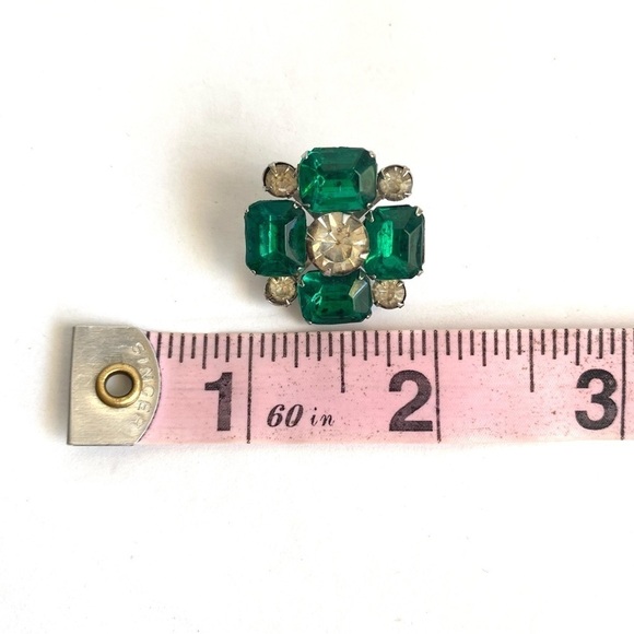 Vintage 50s Emerald Green Rhinestone Brooch Silver Tone Setting Pin Art Deco - Picture 6 of 6